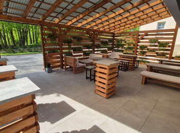 Pergola u velkého sálu